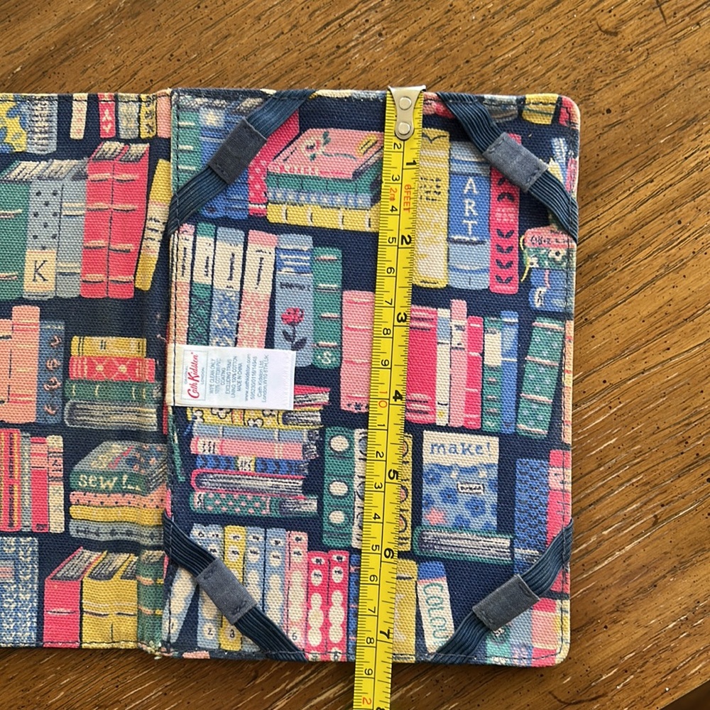 Cath Kidston Library E-reader Case - Picture 7 of 8